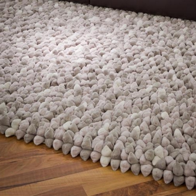 Dreamweavers Rain Cloud Chamois Pebble Rug