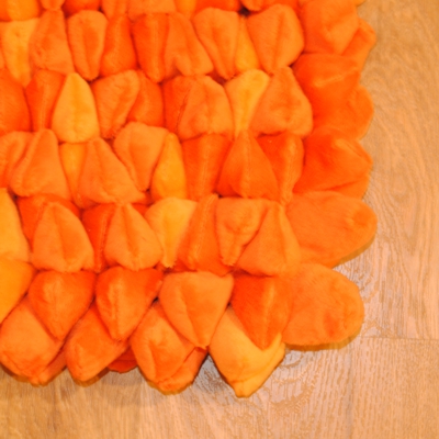 Dreamweavers Orange Chamois Pebble Rug 180cm x 122cm (6ft x 4ft)