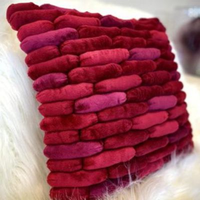 Dreamweavers Cobble Cushions All Colours Fuchsia