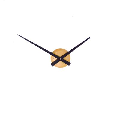 Gold Gloss Luna Hand Clock Gloss Gold Hand Clock